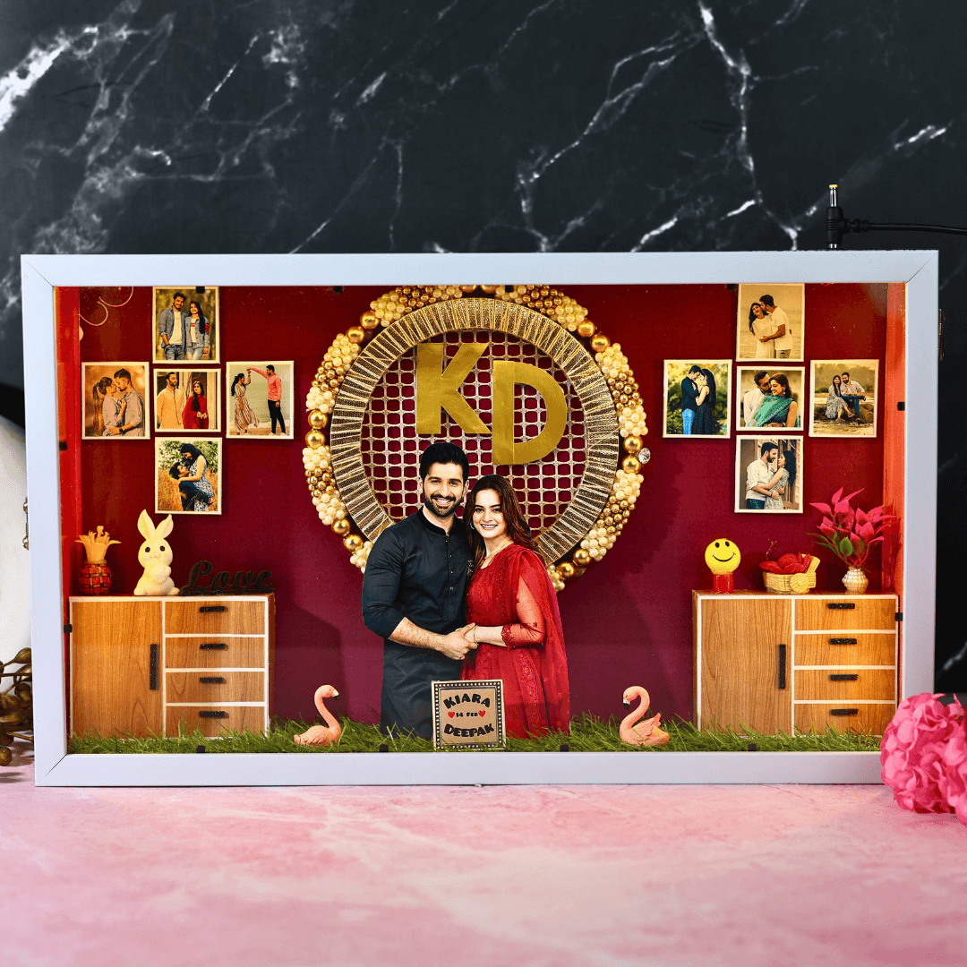 Adorable Couple 3D Miniature Frame