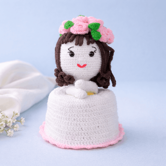 Crochet Doll That Turns into a Bouquet