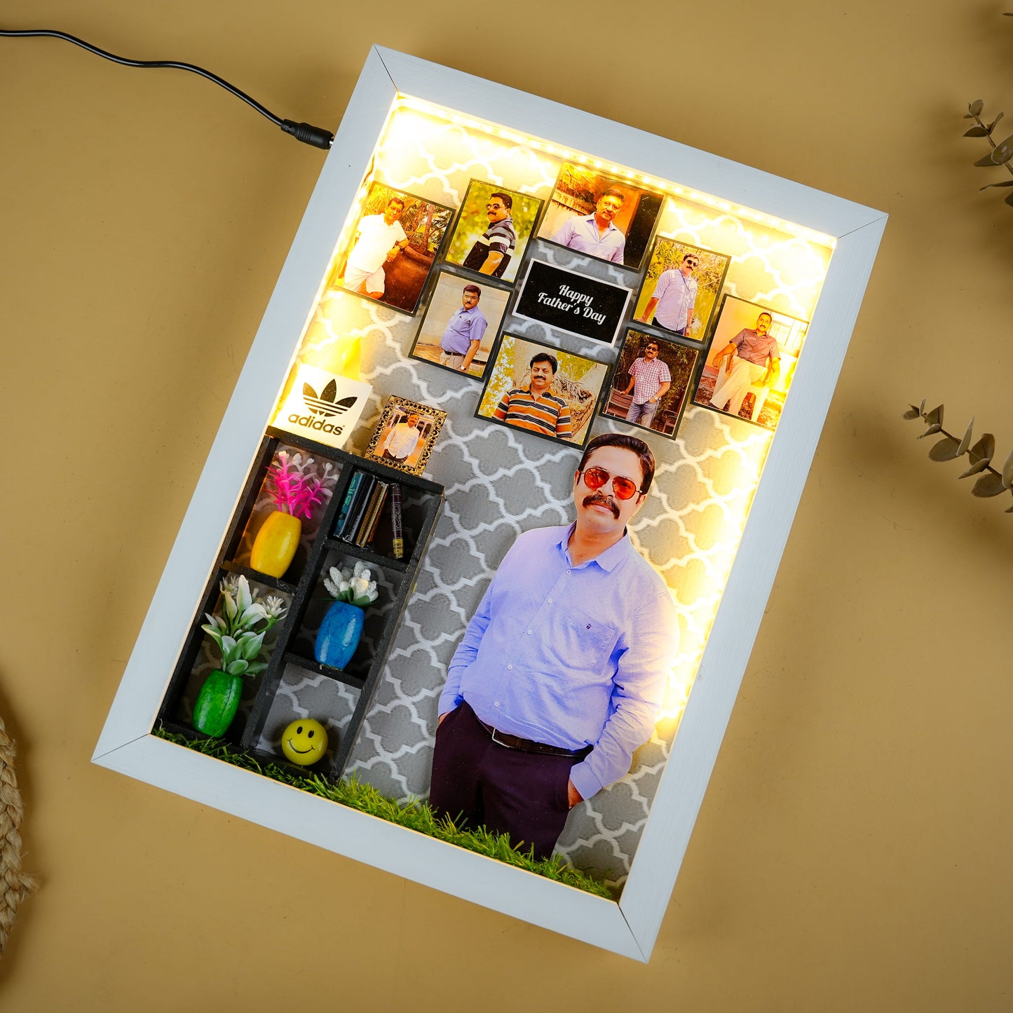 Handmade LED Father's Day Miniature Frame