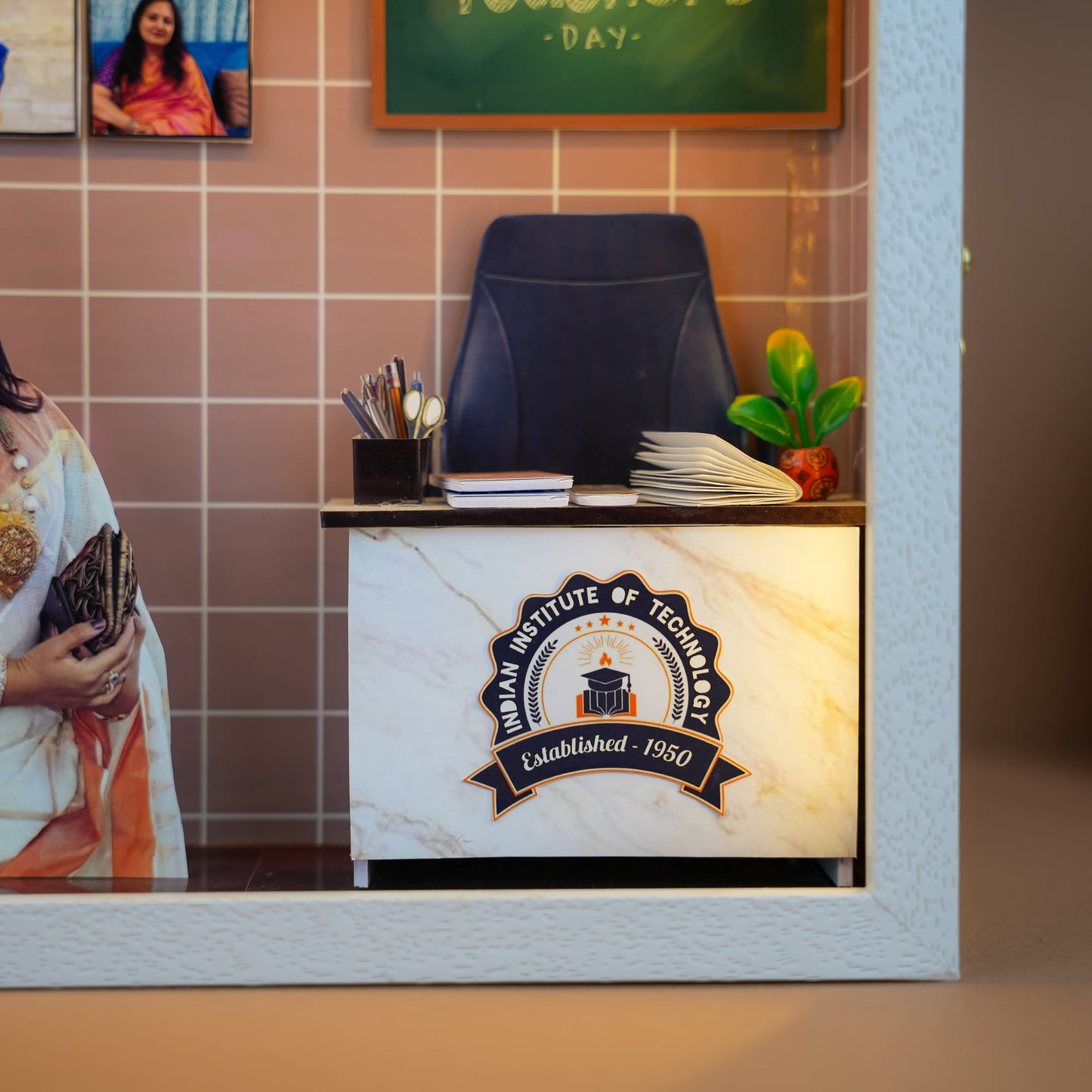 Teacher's Day Special 3D Miniature Frame