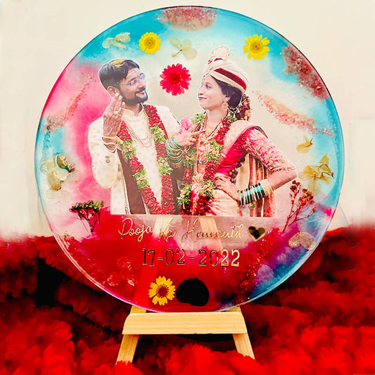 Beautiful Resin Photo Frame With Wooden Stand