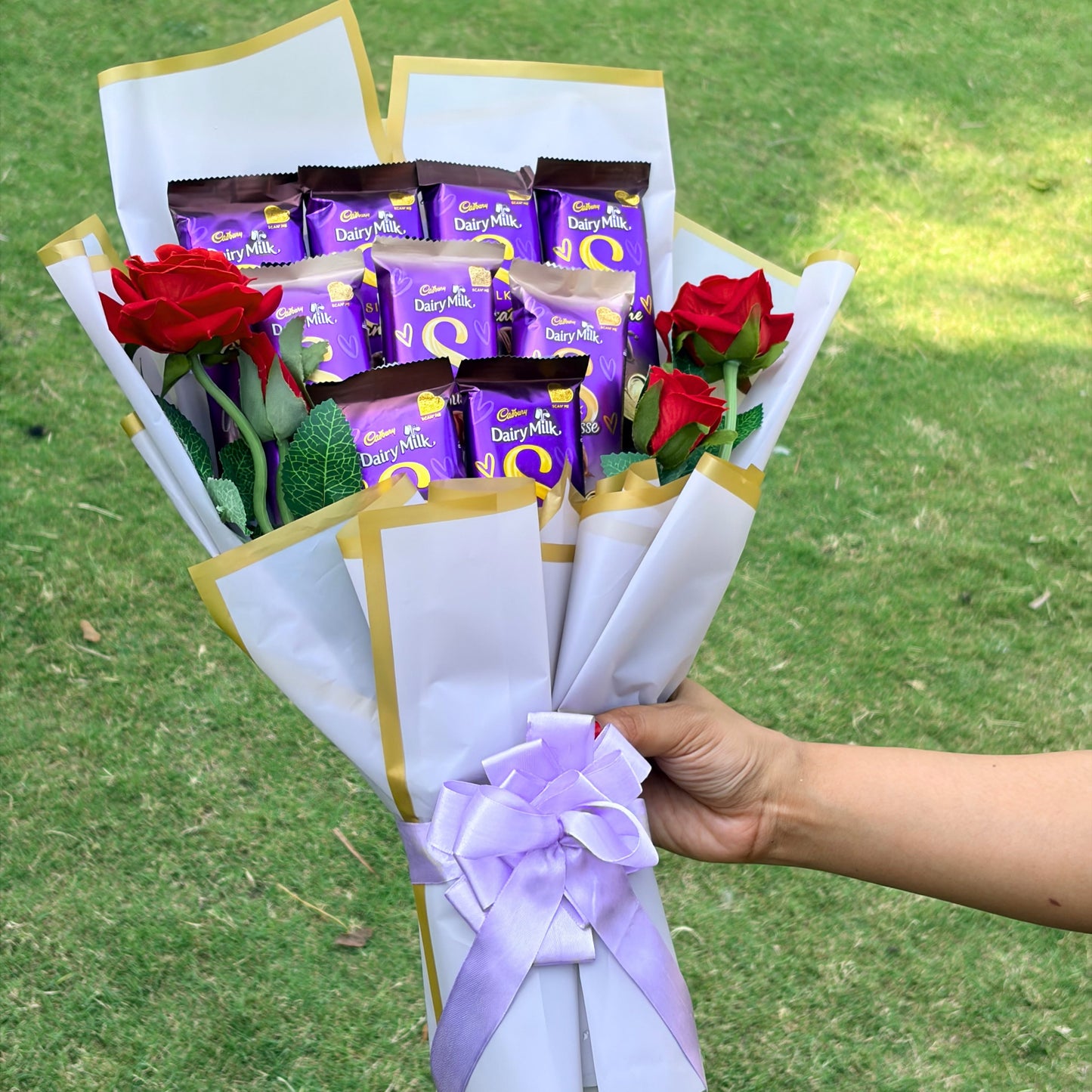 Dairy Milk Silk Chocolate Bouquet with Roses