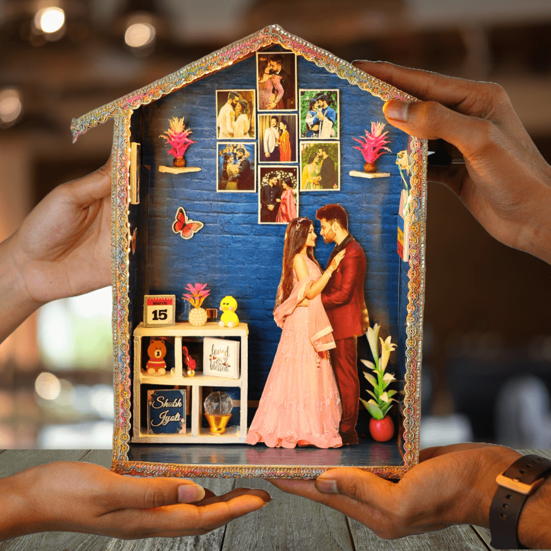 Beautiful House Shaped Miniature Frame