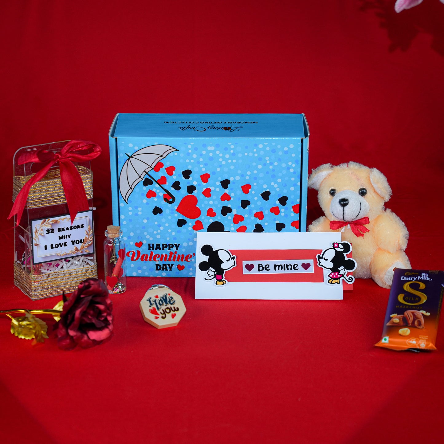 32 Reasons Why I Love You Hamper