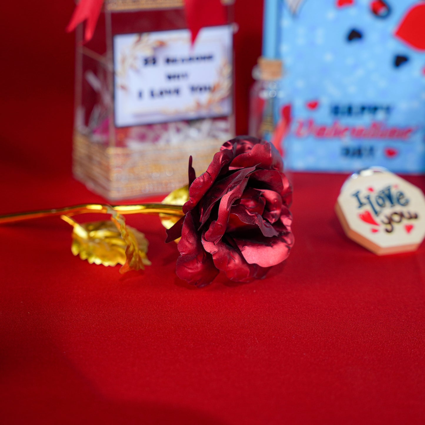 32 Reasons Why I Love You Hamper