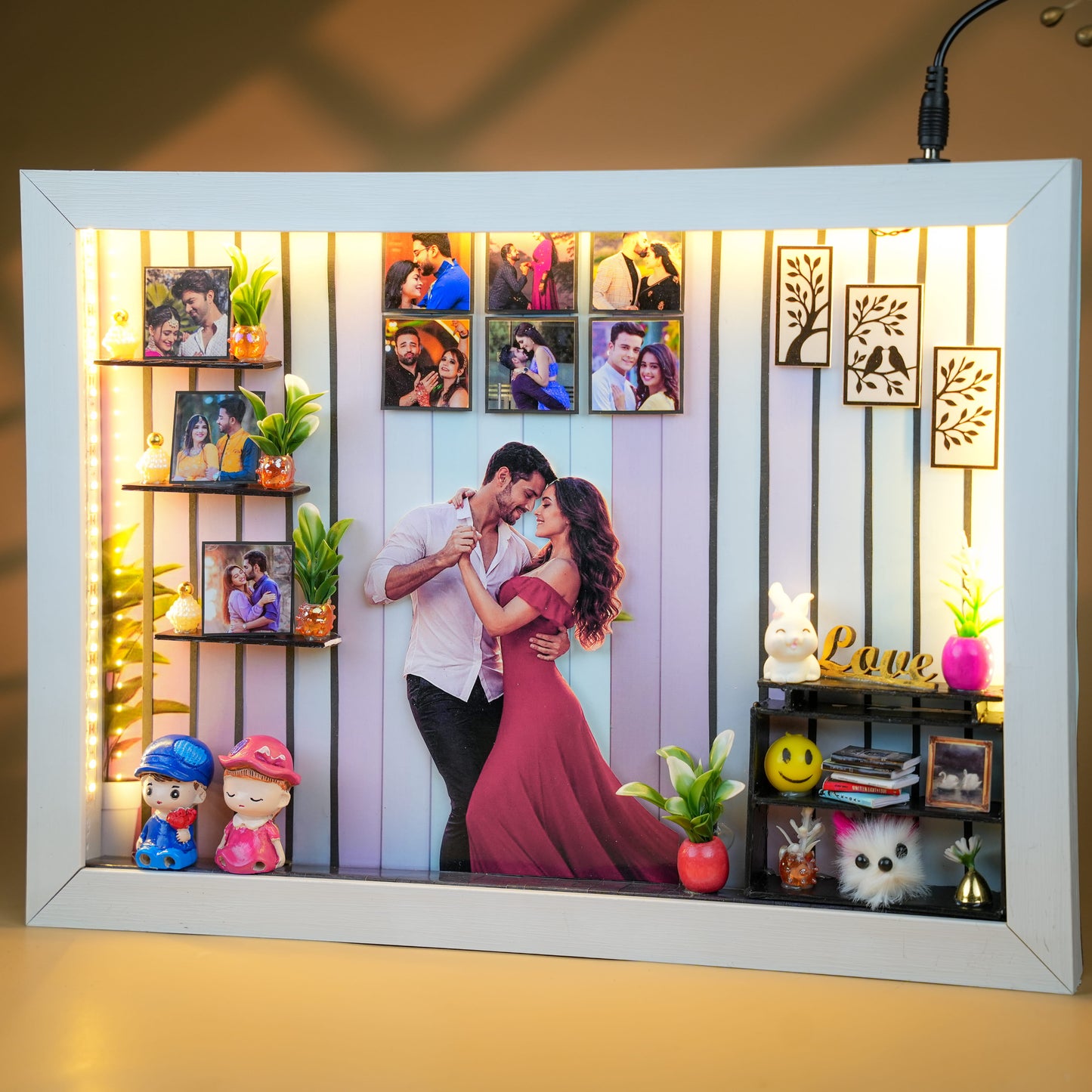 Personalised 3D LED Photo Frame with 10 Photos