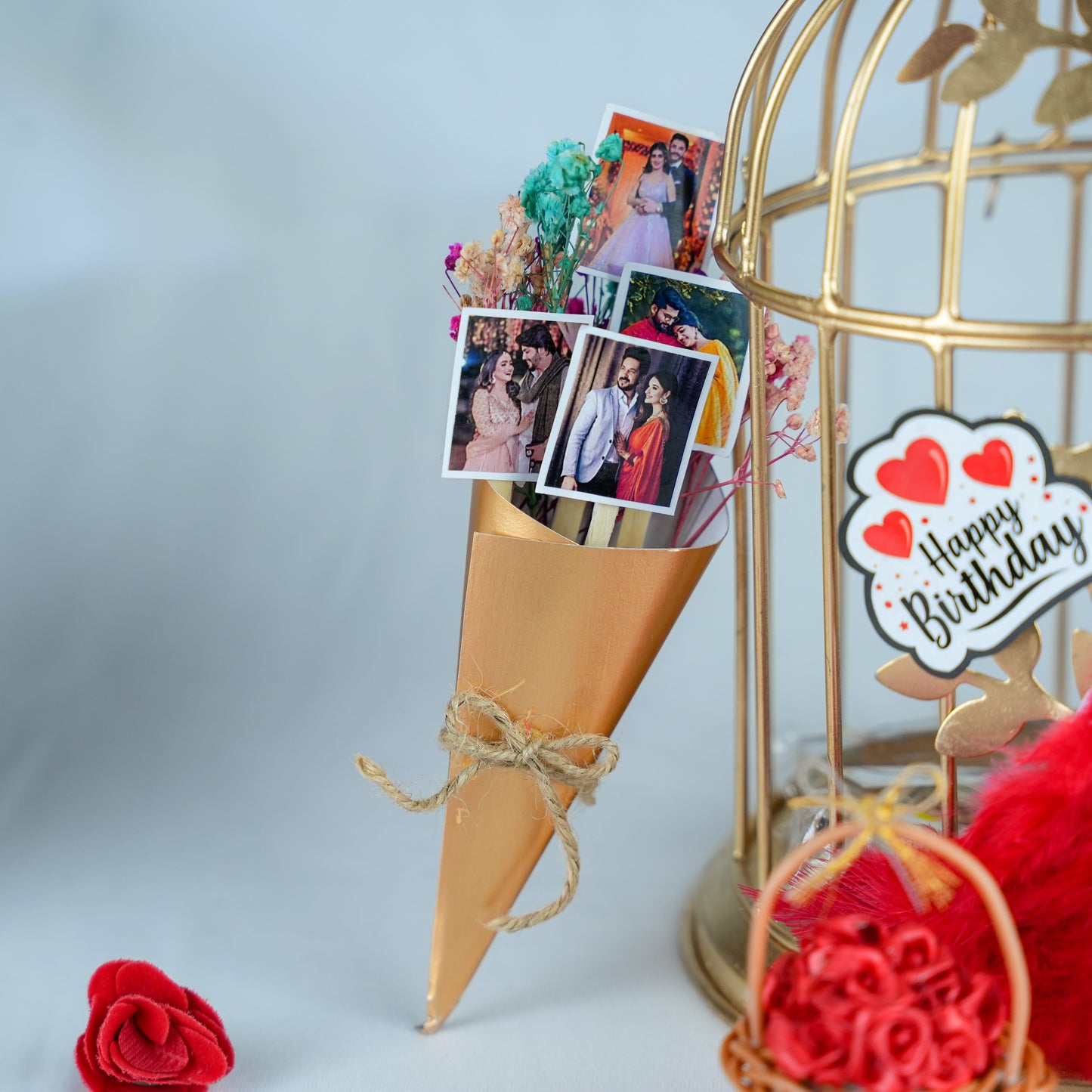 Premium Metallic Cage Love Hamper