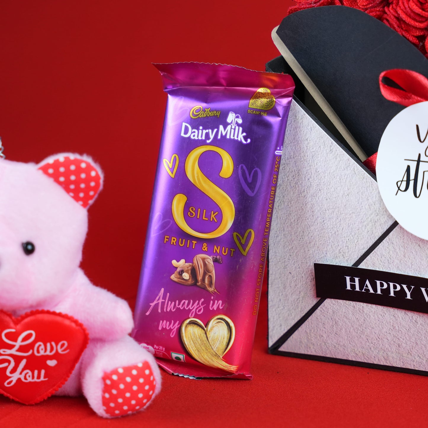 Premium Women’s Day Envelope Hamper