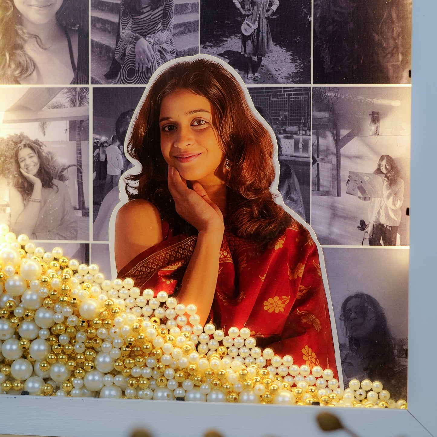 Beautiful LED Floating Pearl Frame