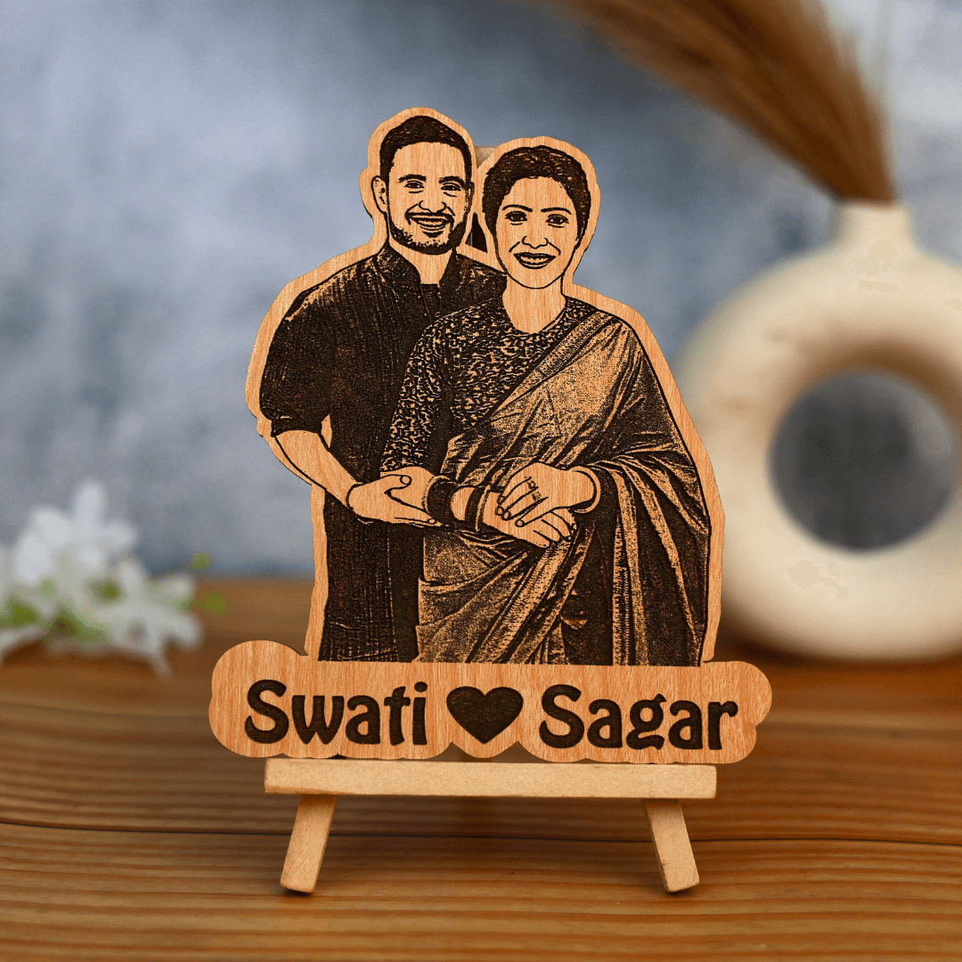 Cutest Couple Engraved Photo Standy