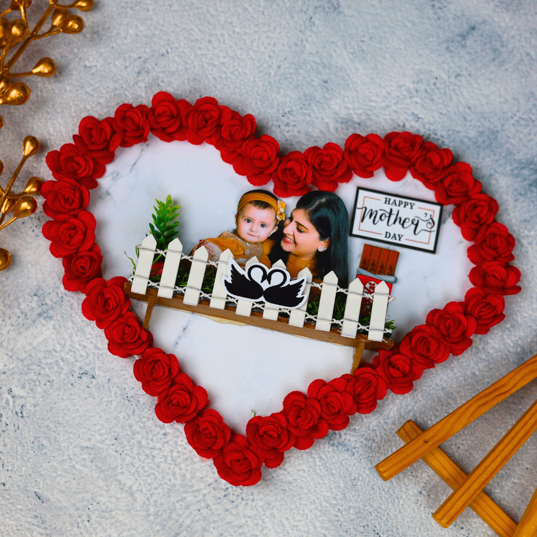 Cutest Heart Shaped Miniature Frame