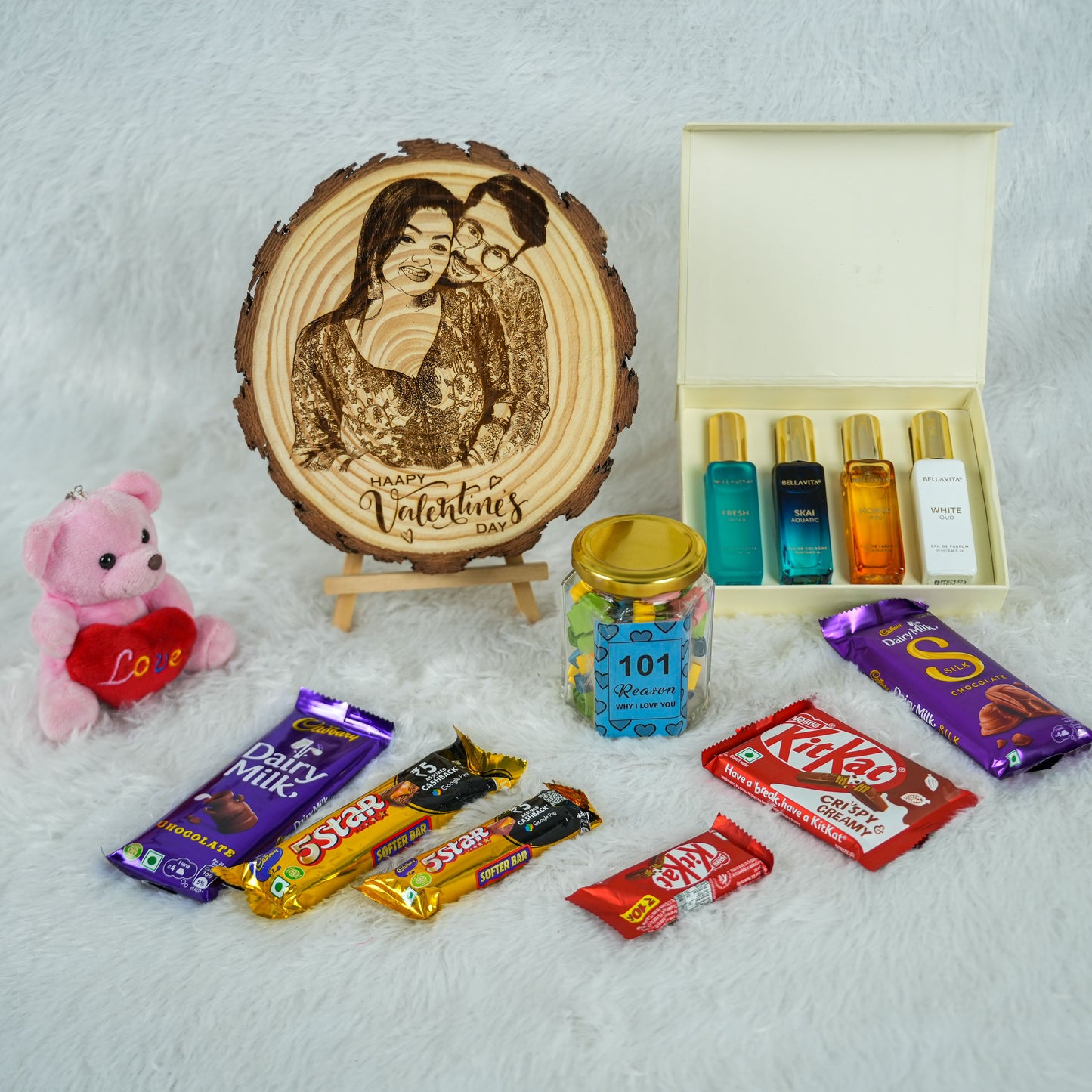 Beautiful Valentine Wooden Slice Hamper