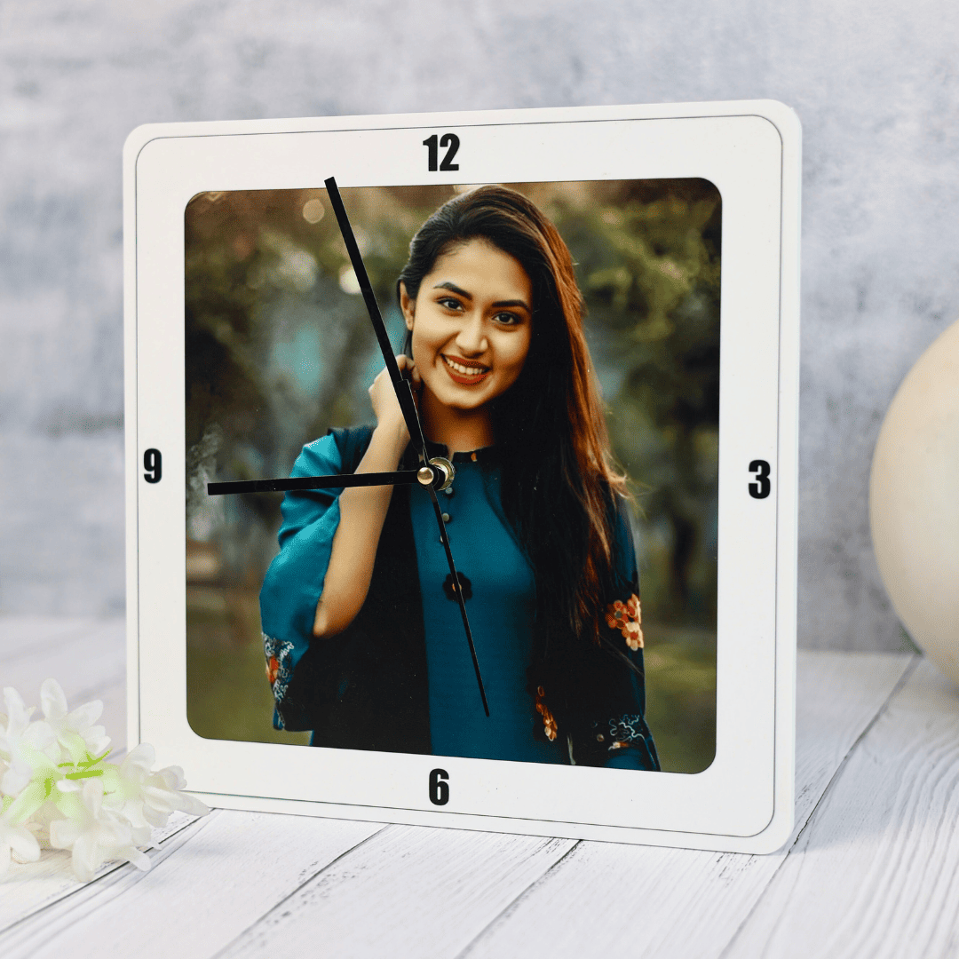 Beautiful Personalized Photo Clock