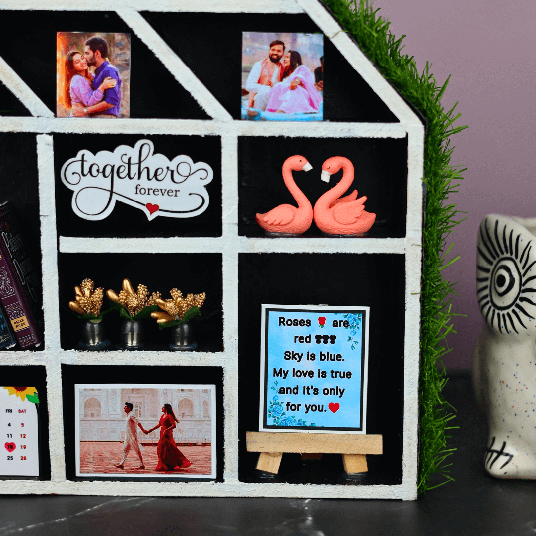 Lovely House Miniature Frame