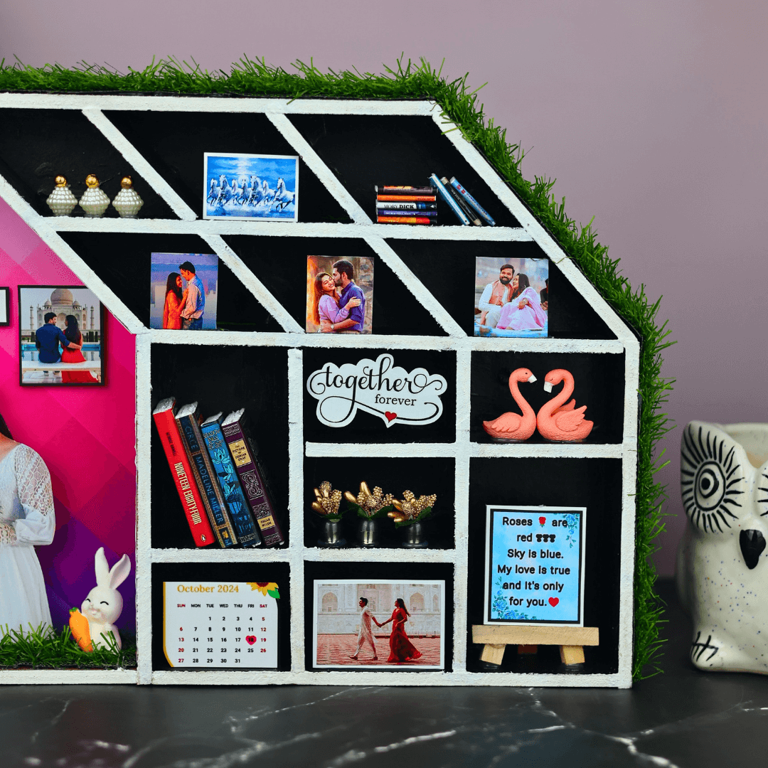 Lovely House Miniature Frame