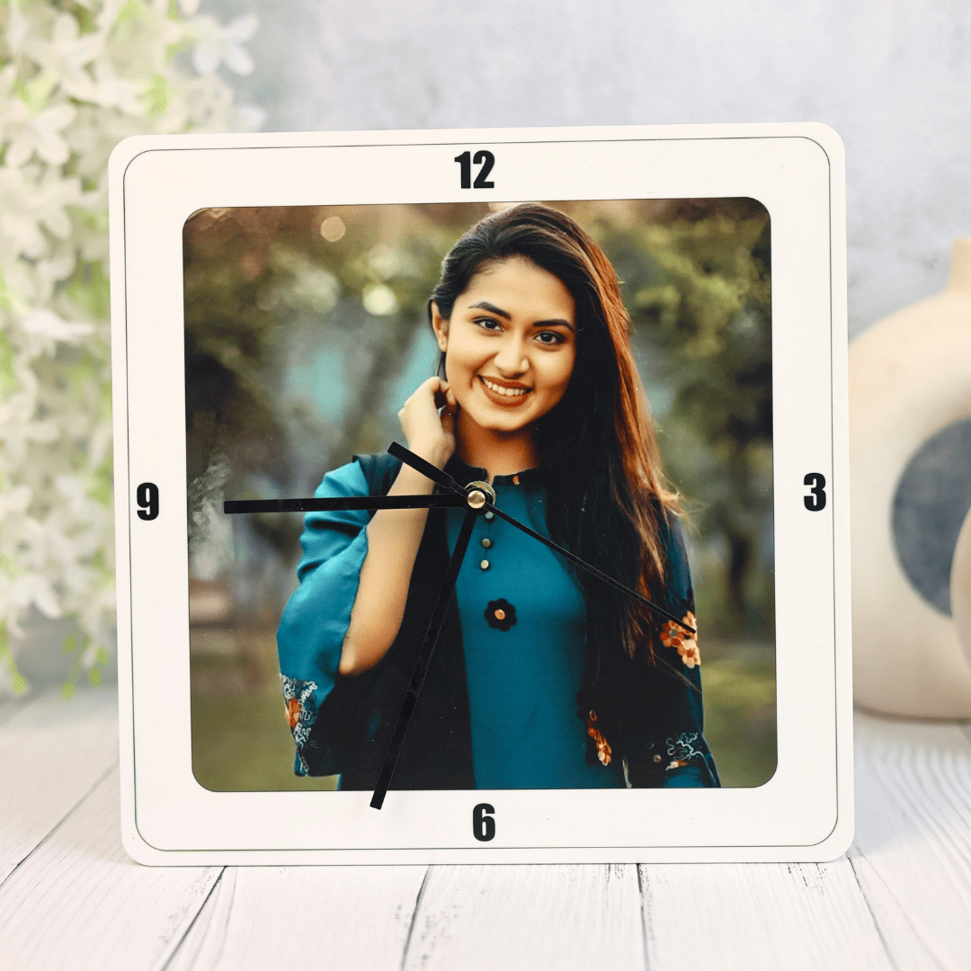 Beautiful Personalized Photo Clock