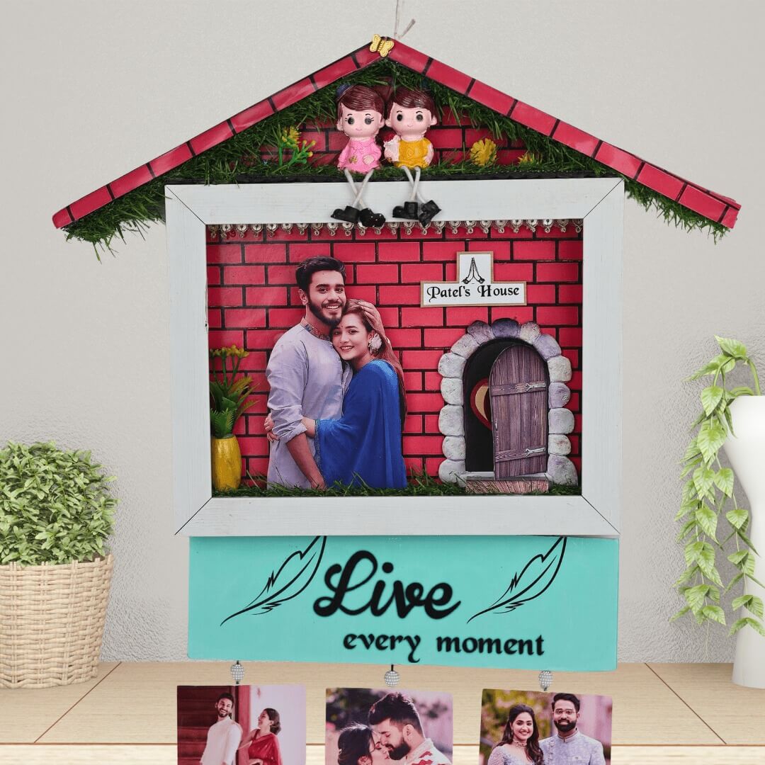 Adorable Mini House Miniature Wall Hanging